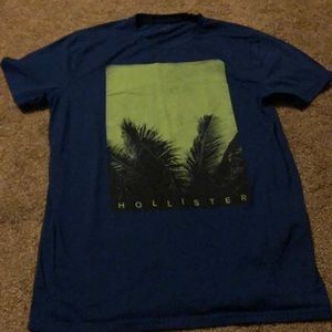 Hollister T-Shirt